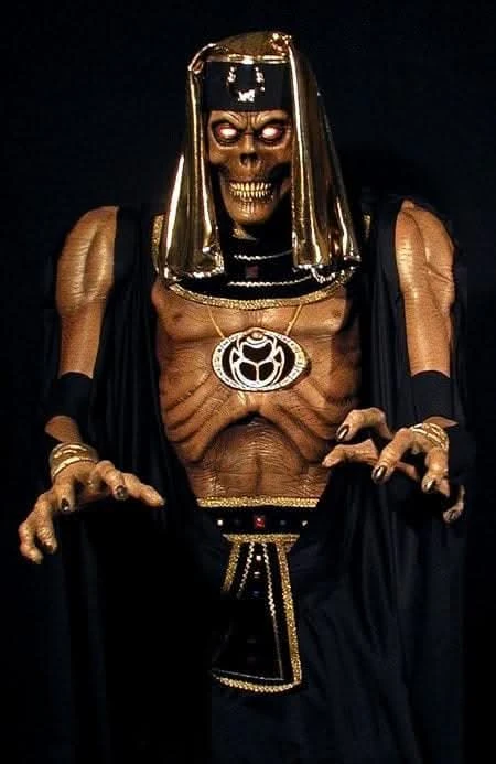 "Stalkaround - Scare-O-Mummy" Professional Costume 1 "Stalkaround - Scare-O-Mummy" Professional Costume