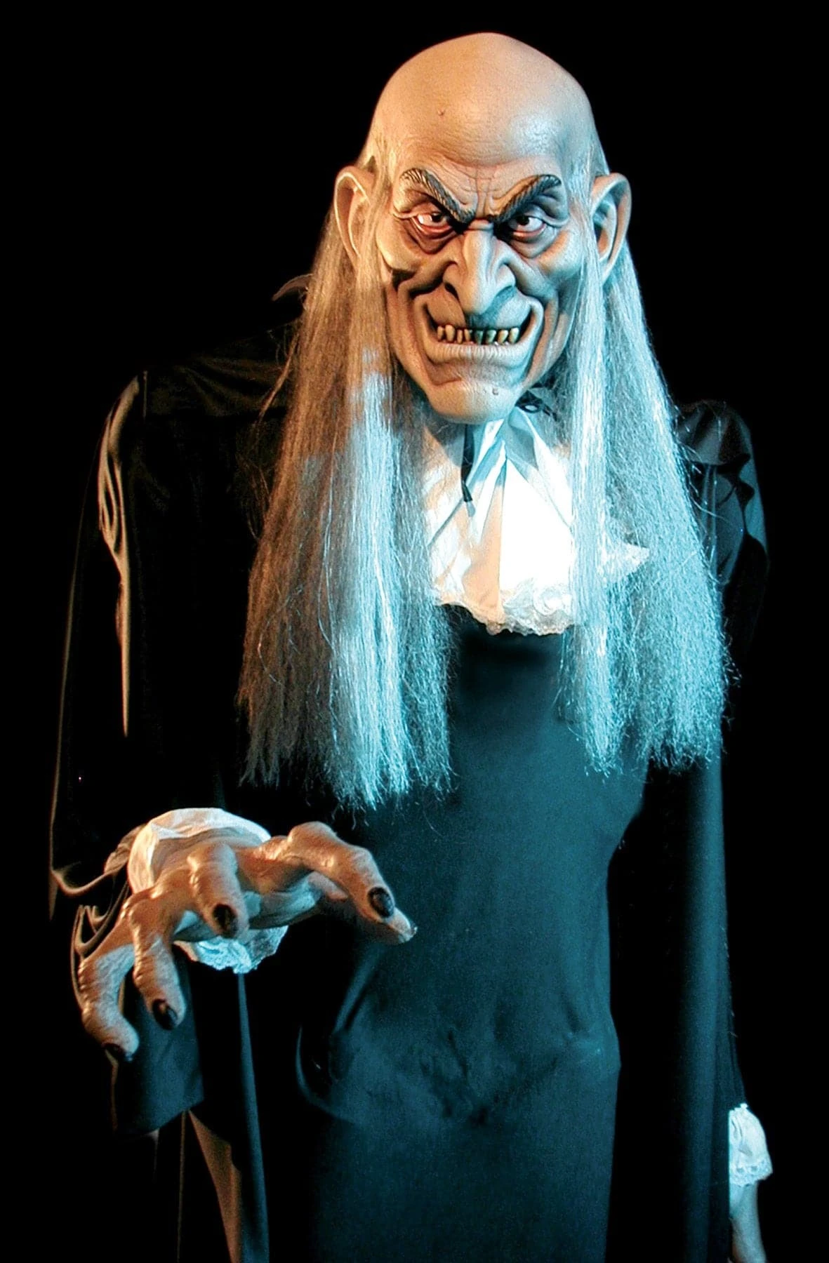 "Stalkaround - Undertaker" Professional Costume 1 "Stalkaround - Undertaker" Professional Costume