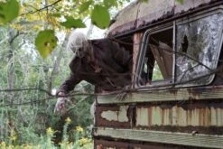 "Zombie Walker" HD Studios Pro Costume -Halloween Costumes Shop zombie walker hd studios pro halloween costume 28425547218992